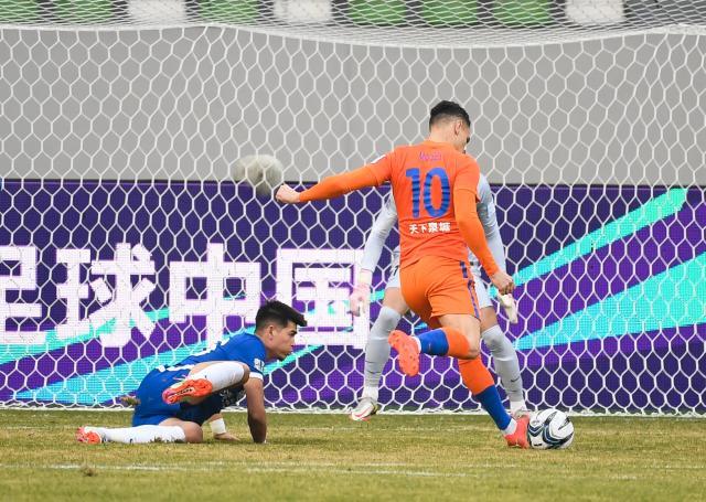 开云app下载-莫伊塞斯许愿：夺3连冠写进历史 二将缺阵增加困难