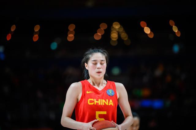 开运体育入口-28年后又见罚球绝杀！福地悉尼见证中国女篮的传承