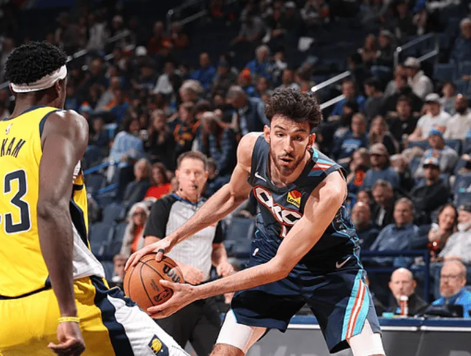 开云中国网站-霍姆格伦全场14中8，三分4中2得到25分13篮板3助攻3盖帽